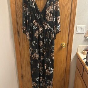 Bailey blue dark green floral dress in size large
